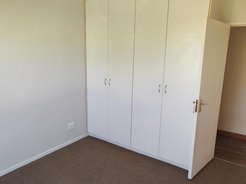 To Let 2 Bedroom Property for Rent in Chanteclair Western Cape